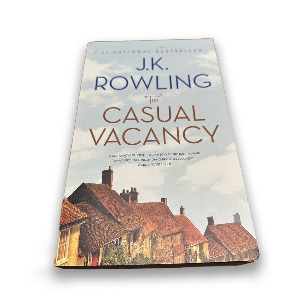 📚 4/$40 The Casual Vacancy Paperback – July 23 2013